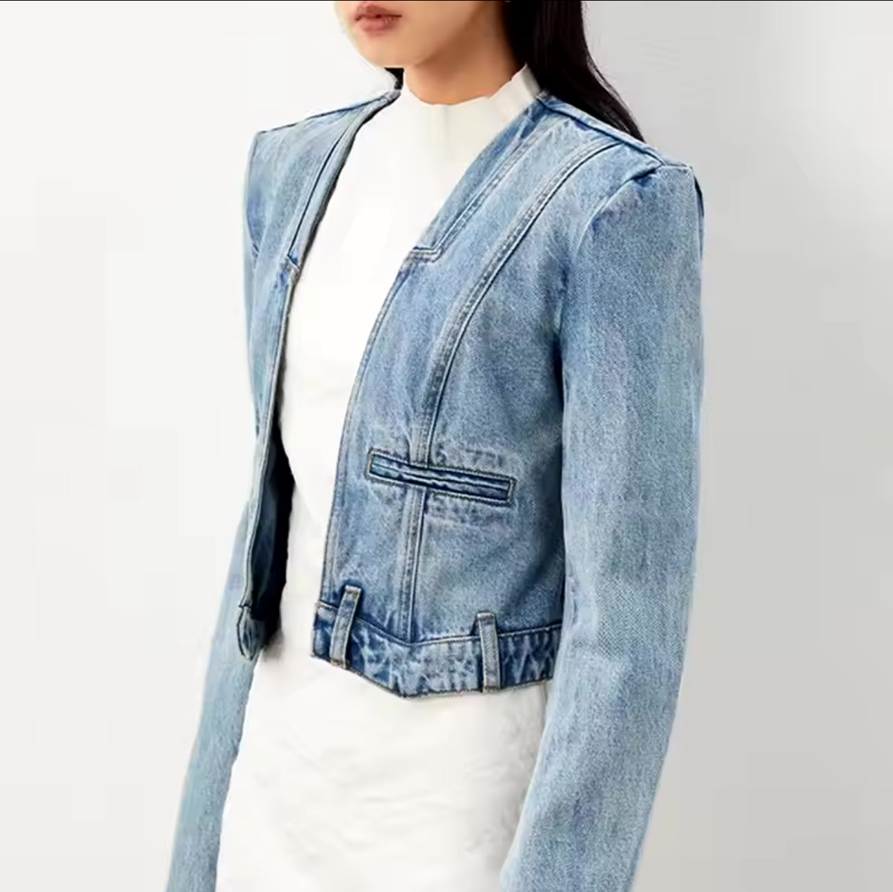 Chic V Neck Denim Jacket for Women - Stylish Long Sleeve Streetwear with Pockets