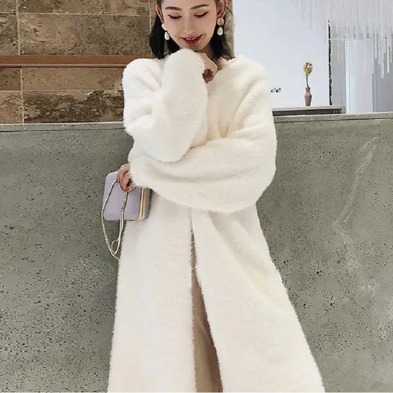 Chic White Long Cardigan for Women - 2024 Winter Knitted Cashmere Sweater Coat in Cozy Vintage Style