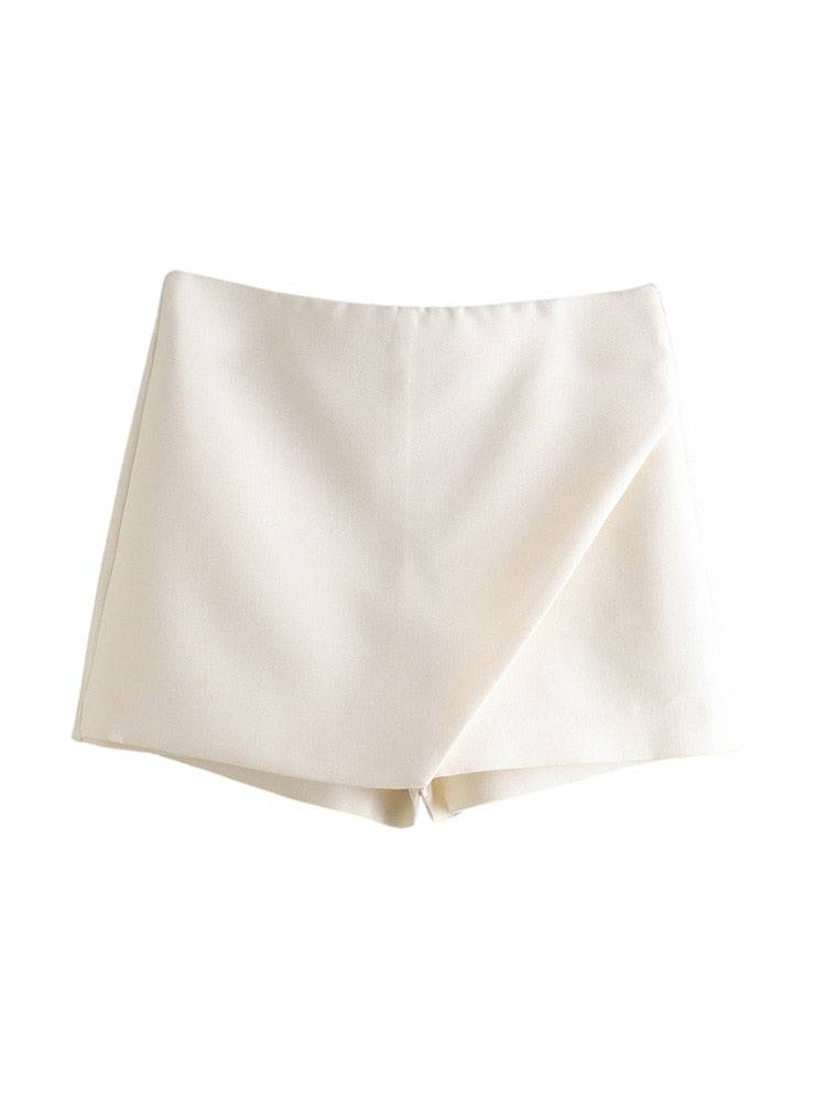 Effortlessly Chic Shorts - Veronica Luxe